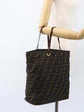 FENDI Zucca Canvas Tote Bag Black Brown Auth am10121